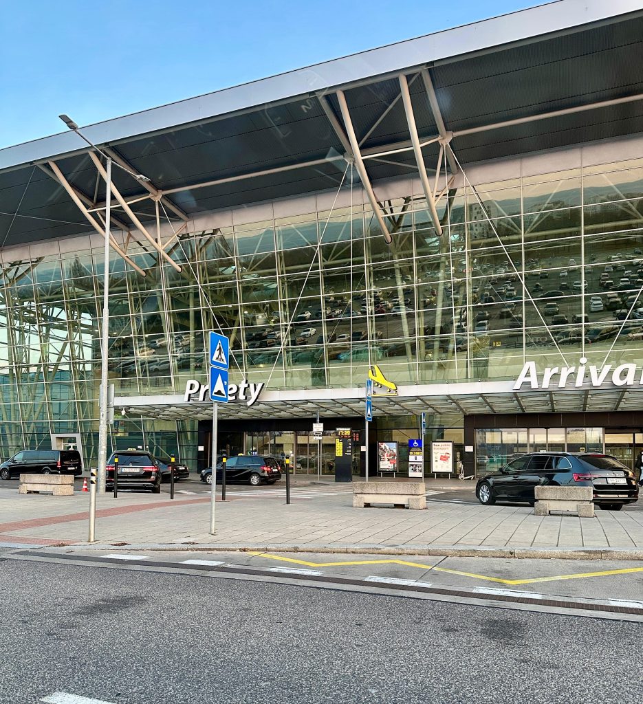 Bratislava Havalimanı